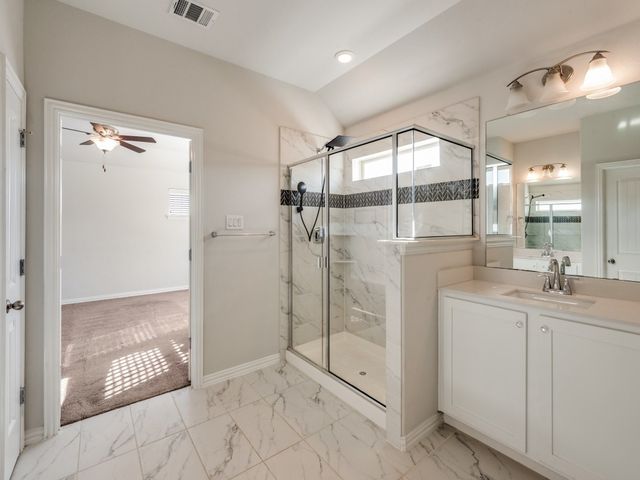 2152 Bailey Street, Carrollton, TX 75010