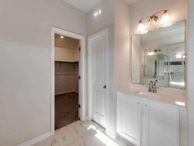 2152 Bailey Street, Carrollton, TX 75010