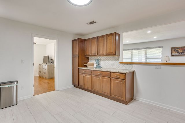 5609 Fursman Avenue, Fort Worth, TX 76114