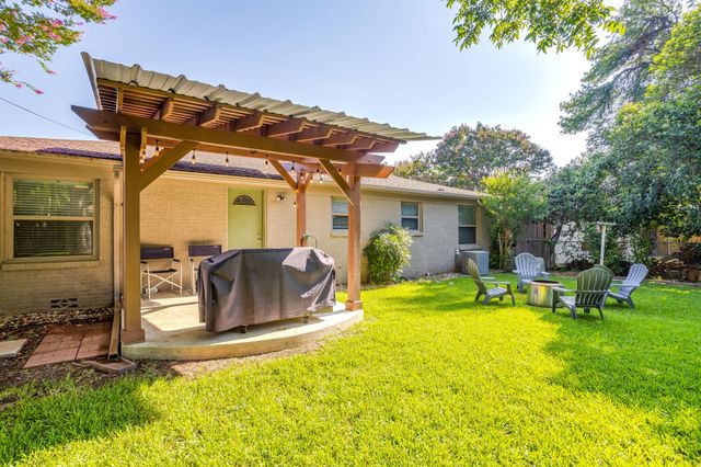 5609 Fursman Avenue, Fort Worth, TX 76114