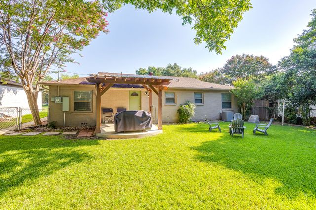 5609 Fursman Avenue, Fort Worth, TX 76114