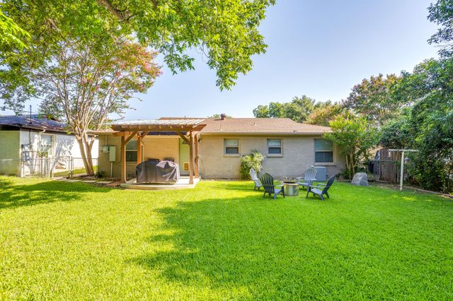 5609 Fursman Avenue, Fort Worth, TX 76114