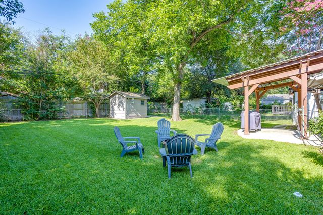 5609 Fursman Avenue, Fort Worth, TX 76114