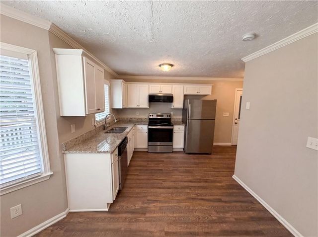 4078 Tara Court, Loganville, GA 30052