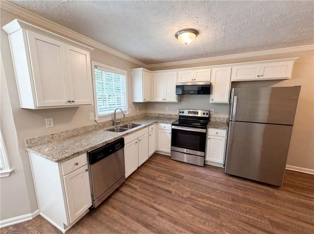 4078 Tara Court, Loganville, GA 30052