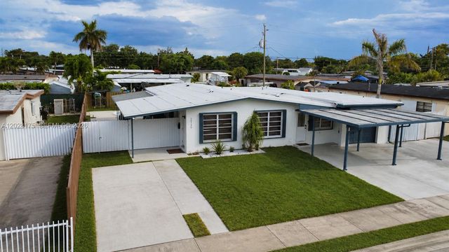 10730 SW 52nd Terrace, Miami, FL 33165