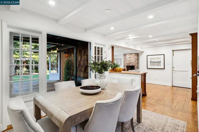 117 Leona Ct, Alamo, CA 94507