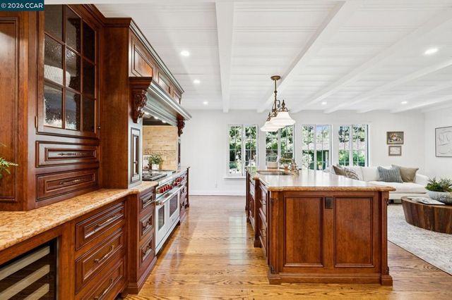 117 Leona Ct, Alamo, CA 94507