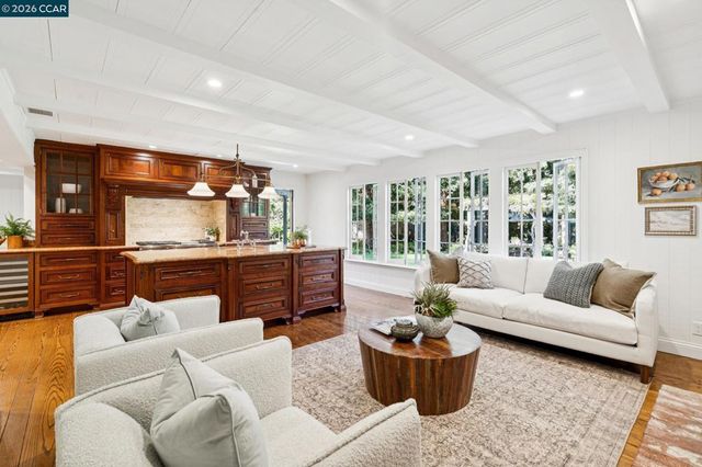 117 Leona Ct, Alamo, CA 94507