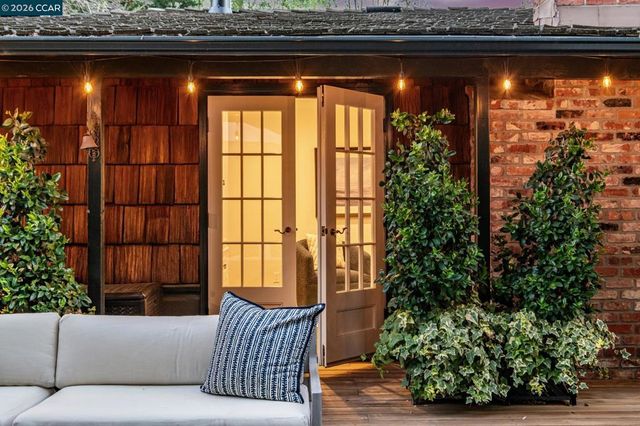 117 Leona Ct, Alamo, CA 94507