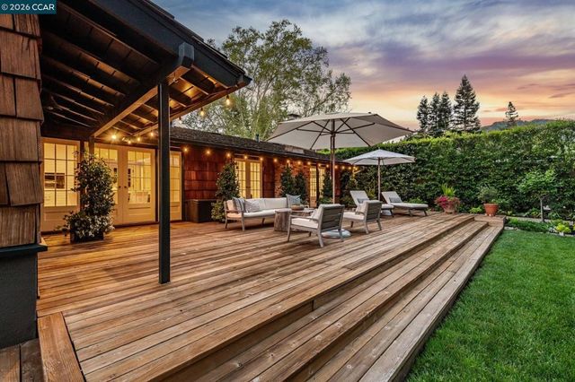 117 Leona Ct, Alamo, CA 94507