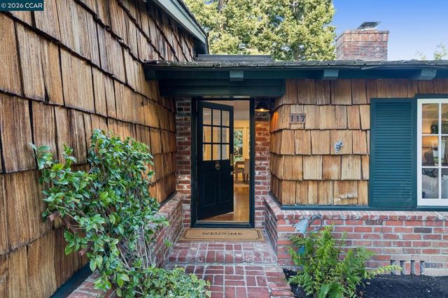 117 Leona Ct, Alamo, CA 94507