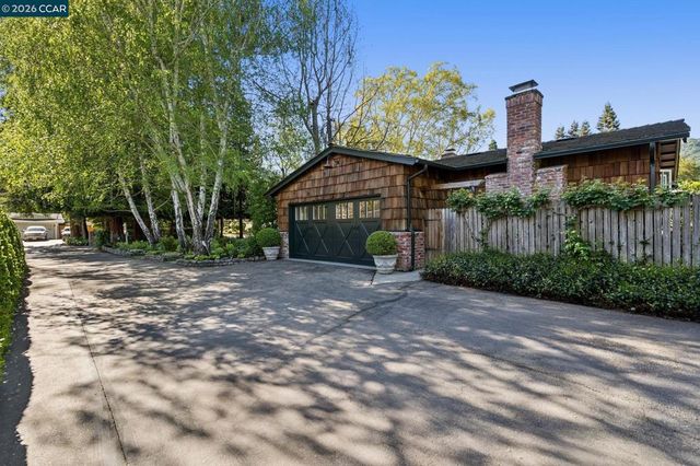 117 Leona Ct, Alamo, CA 94507