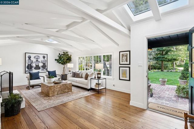 117 Leona Ct, Alamo, CA 94507