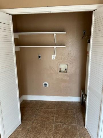 15615 Summer Briar Court, Houston, TX 77489