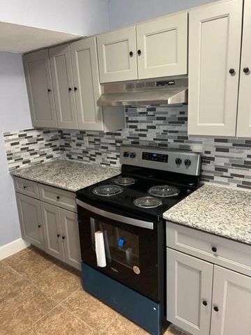 15615 Summer Briar Court, Houston, TX 77489