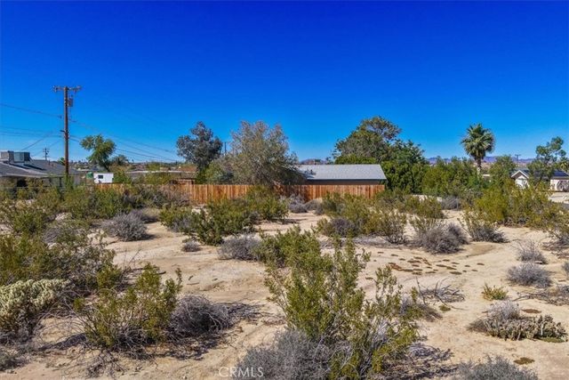 0 Estrella, 29 Palms, CA 92277