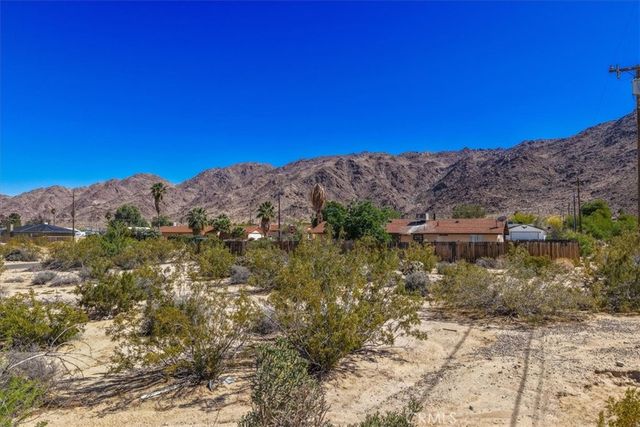 0 Estrella, 29 Palms, CA 92277