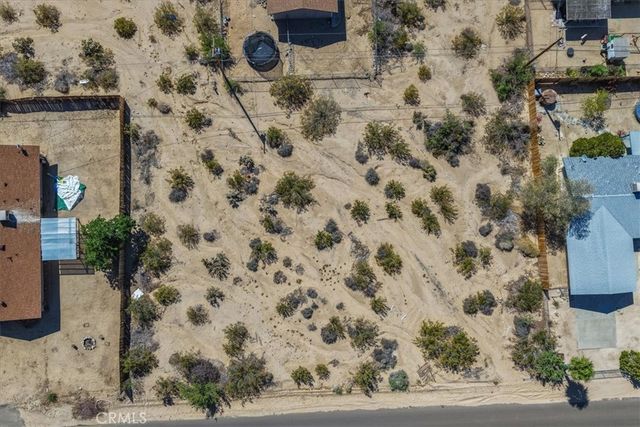 0 Estrella, 29 Palms, CA 92277