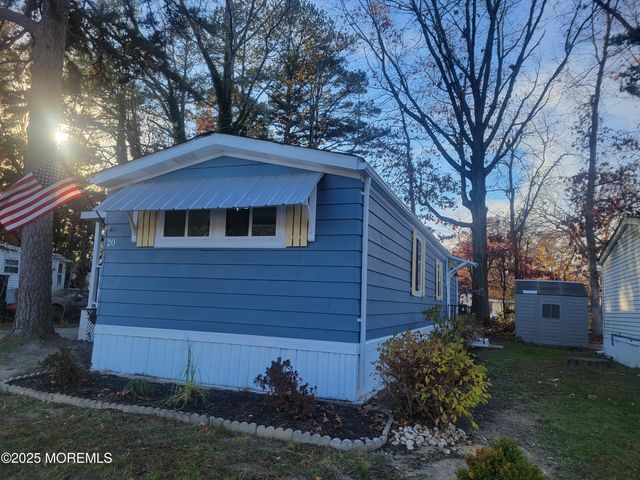 20 Judith Way, Jackson, NJ 08527