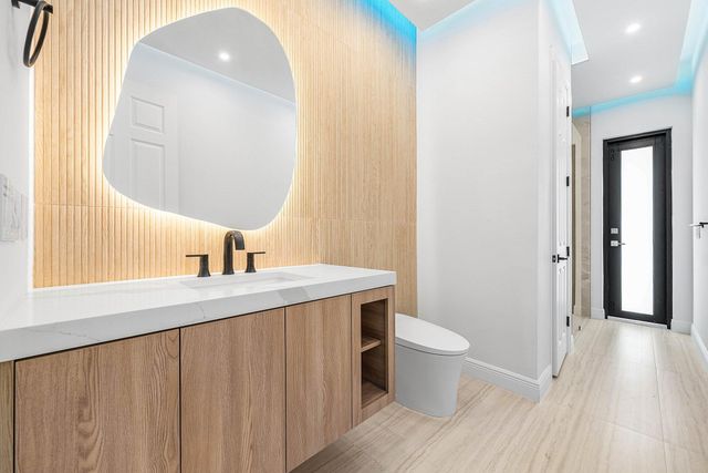 10500 SW Lands End Place, Palm City, FL 34990