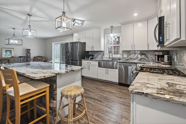 7080 S 600 W, North Judson, IN 46366