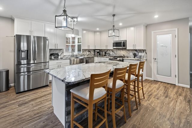 7080 S 600 W, North Judson, IN 46366