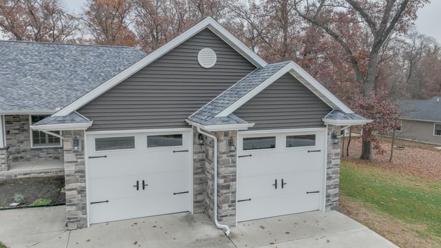 7080 S 600 W, North Judson, IN 46366