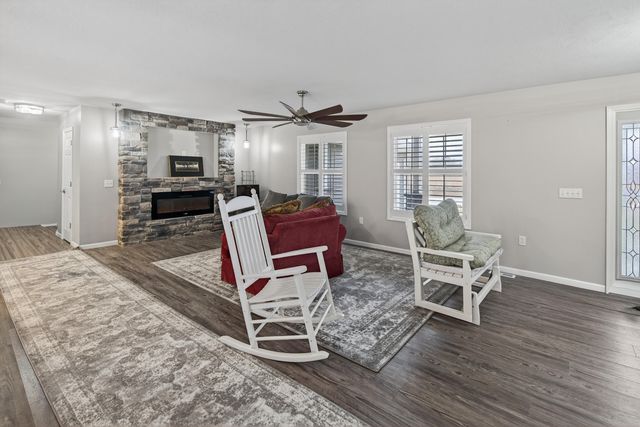 7080 S 600 W, North Judson, IN 46366