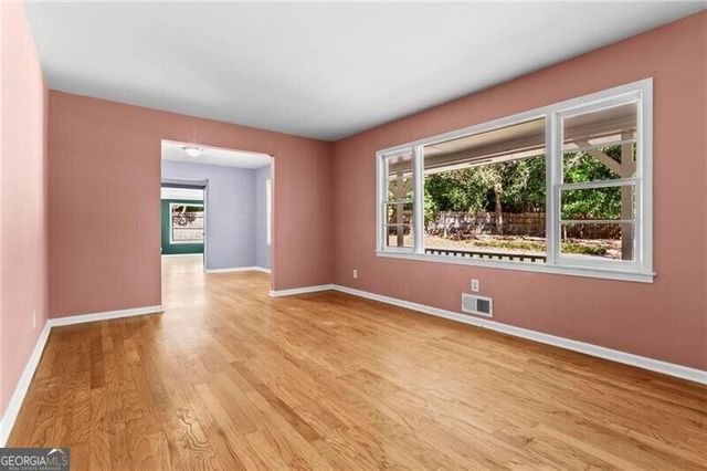 1360 Mclendon Drive, Decatur, GA 30033