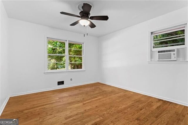 1360 Mclendon Drive, Decatur, GA 30033