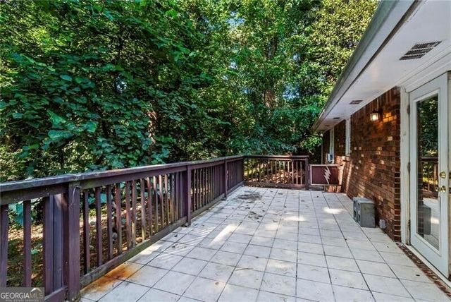1360 Mclendon Drive, Decatur, GA 30033