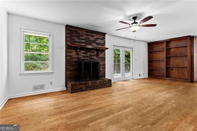 1360 Mclendon Drive, Decatur, GA 30033
