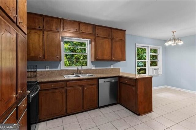 1360 Mclendon Drive, Decatur, GA 30033
