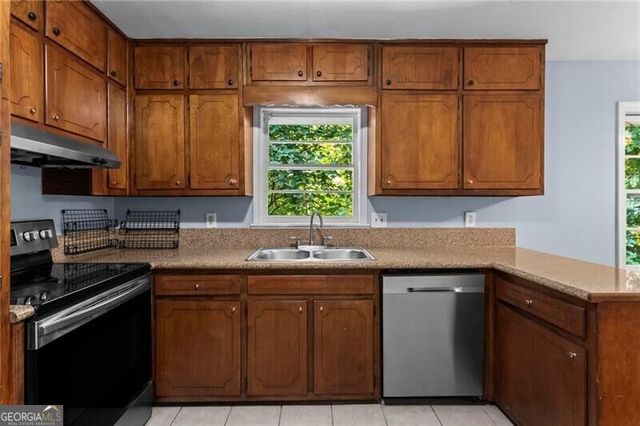 1360 Mclendon Drive, Decatur, GA 30033