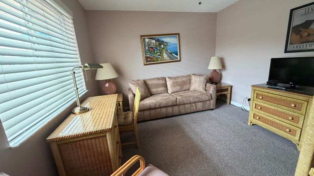 6865 Huntington Lane 203, Delray Beach, FL 33446