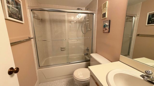 6865 Huntington Lane 203, Delray Beach, FL 33446