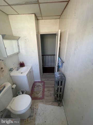 1831 GEORGES LN, Philadelphia, PA 19131