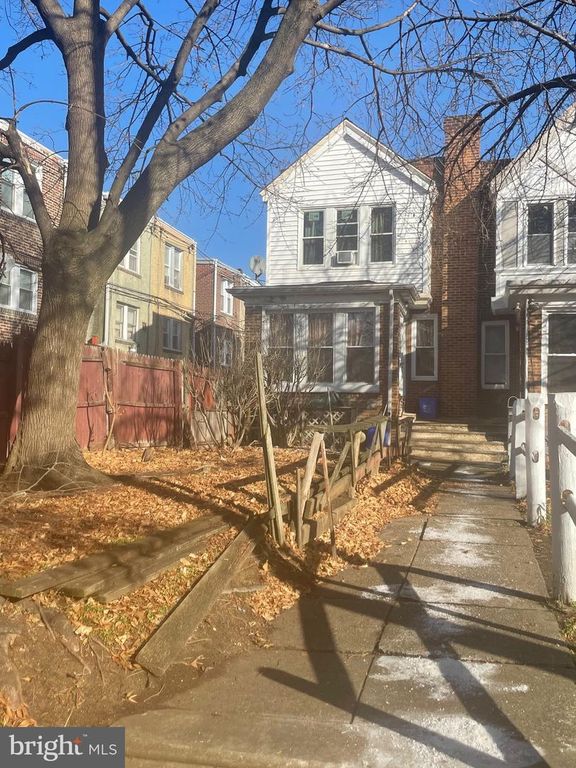 1831 GEORGES LN, Philadelphia, PA 19131