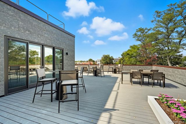 402 Halstead Avenue 103, Harrison, NY 10528