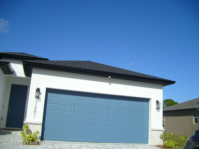 1281 S Sandusky Street SE, Palm Bay, FL 32909