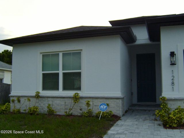 1281 S Sandusky Street SE, Palm Bay, FL 32909