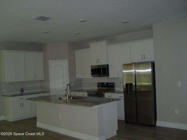 1281 S Sandusky Street SE, Palm Bay, FL 32909