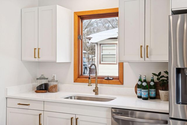 8444 12th Avenue S, Bloomington, MN 55425