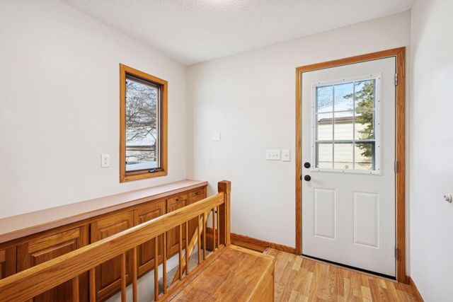 8444 12th Avenue S, Bloomington, MN 55425