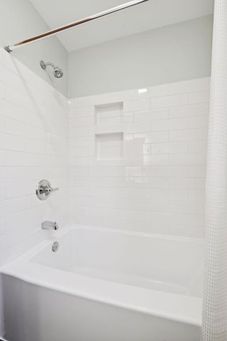 8444 12th Avenue S, Bloomington, MN 55425