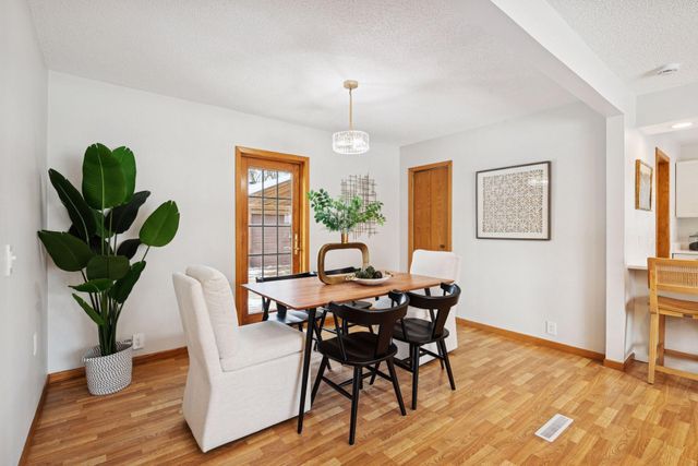 8444 12th Avenue S, Bloomington, MN 55425