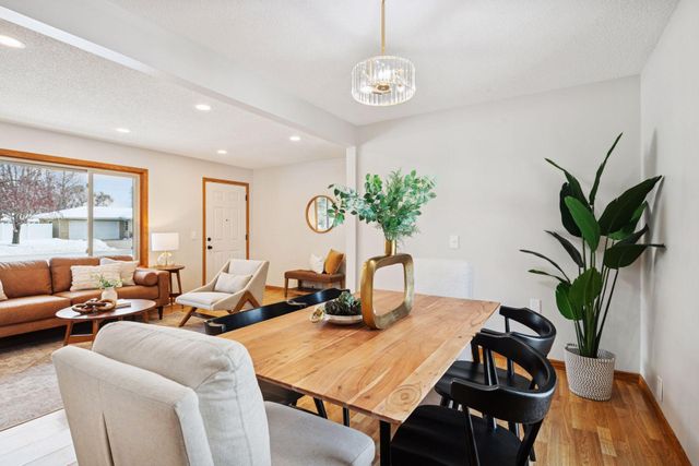 8444 12th Avenue S, Bloomington, MN 55425