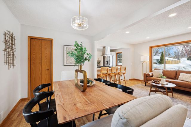 8444 12th Avenue S, Bloomington, MN 55425