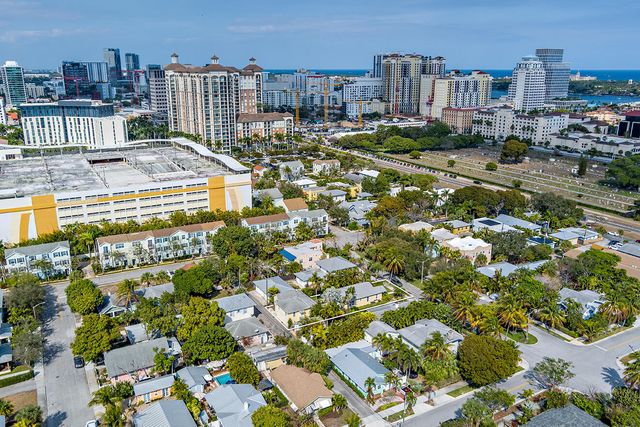 1211 Florida Avenue, West Palm Beach, FL 33401